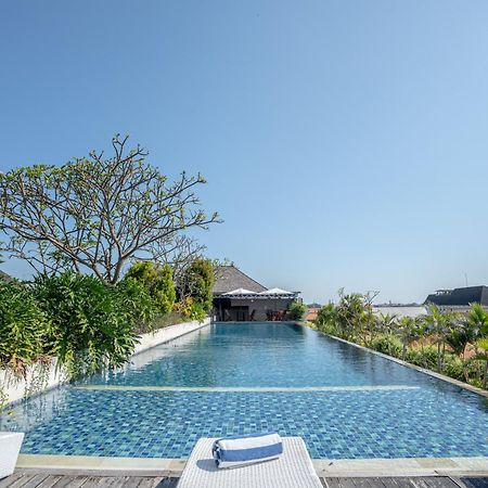 Ramada By Wyndham Bali Sunset Road Kuta Hotel Seminyak Exterior foto