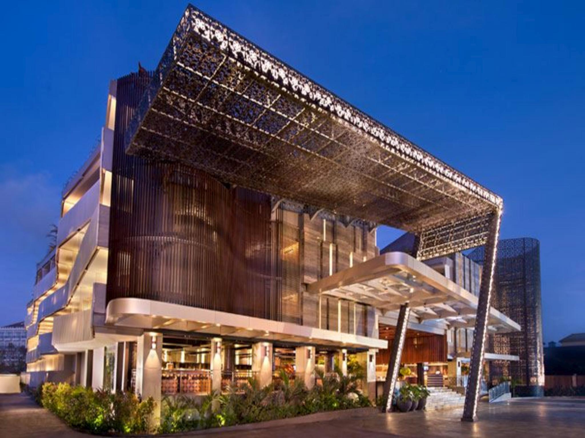 Ramada By Wyndham Bali Sunset Road Kuta Hotel Seminyak Exterior foto