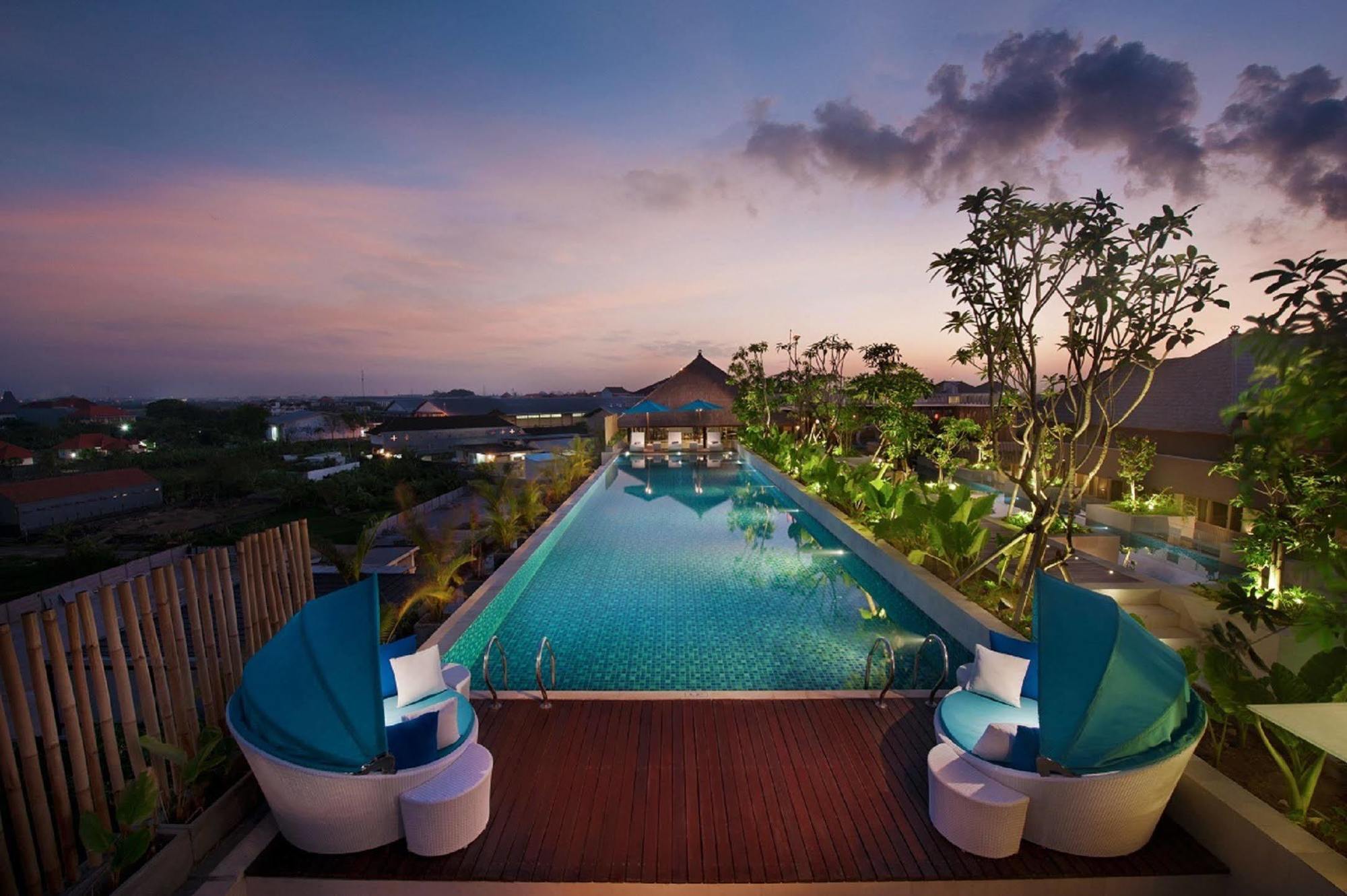 Ramada By Wyndham Bali Sunset Road Kuta Hotel Seminyak Exterior foto