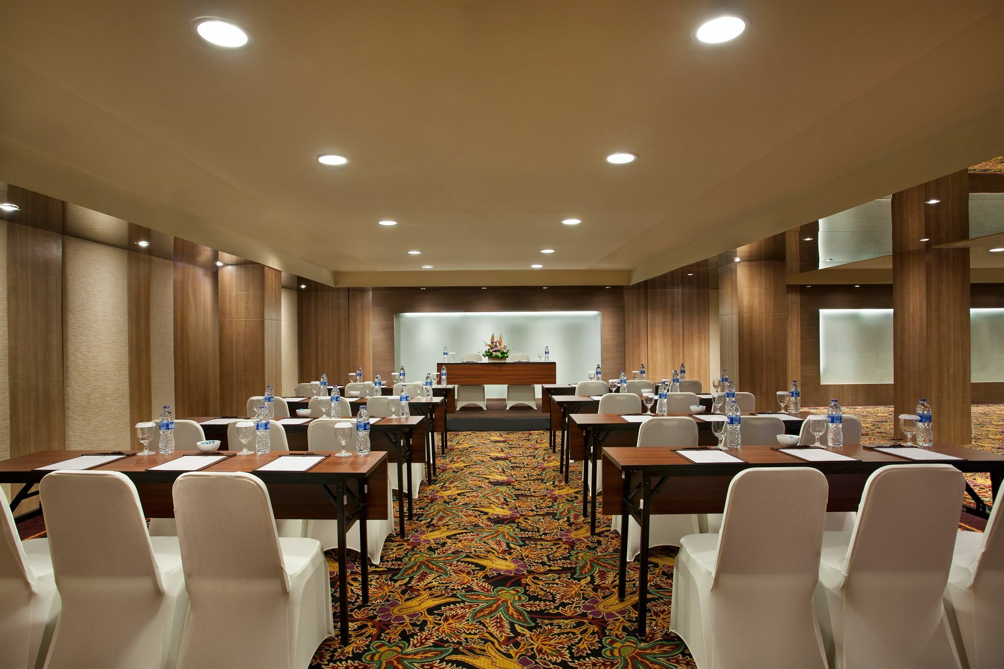 Ramada By Wyndham Bali Sunset Road Kuta Hotel Seminyak Exterior foto