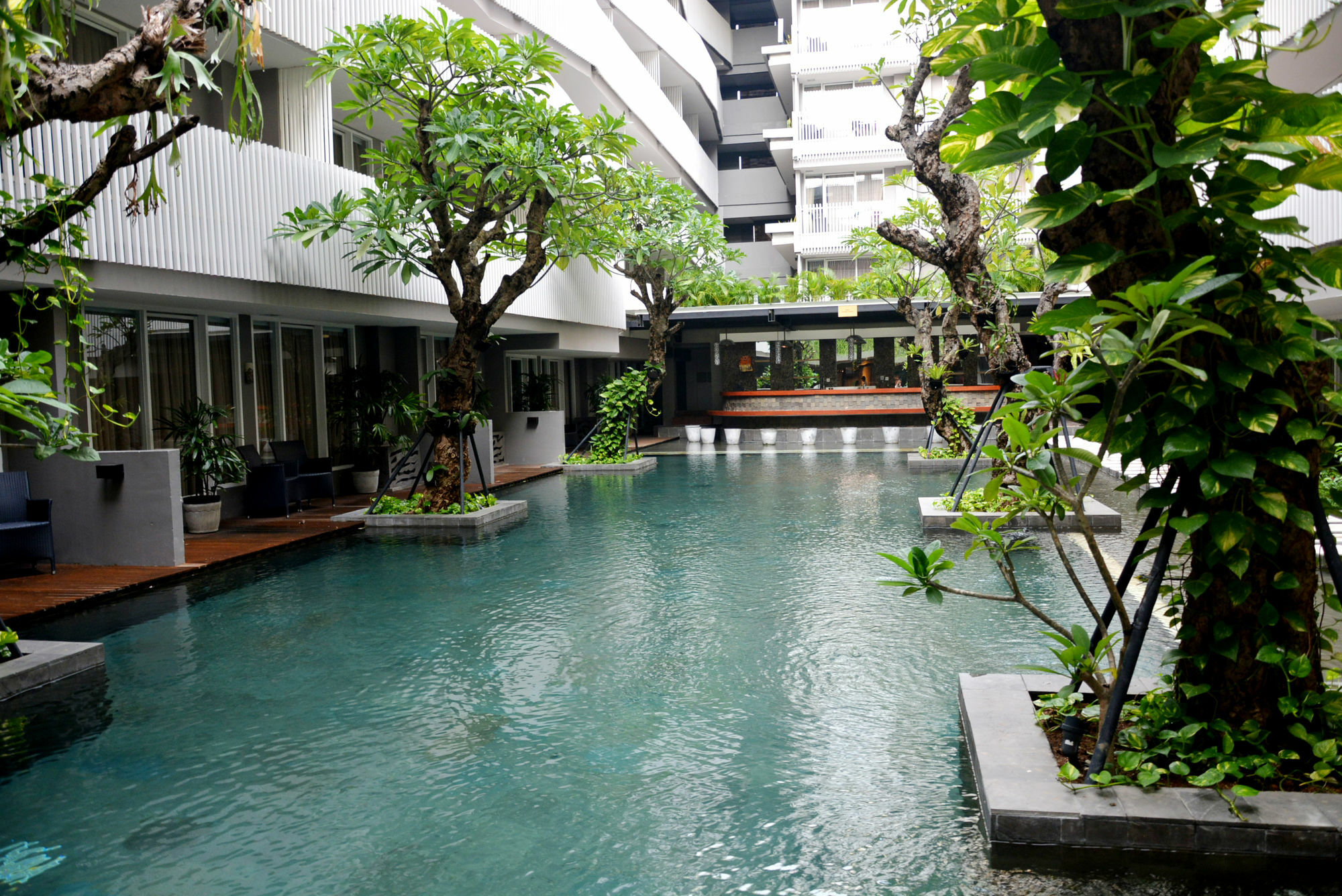 Ramada By Wyndham Bali Sunset Road Kuta Hotel Seminyak Exterior foto